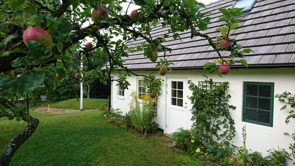 Hotel Lillan Torna Hallestad Zewnętrze zdjęcie